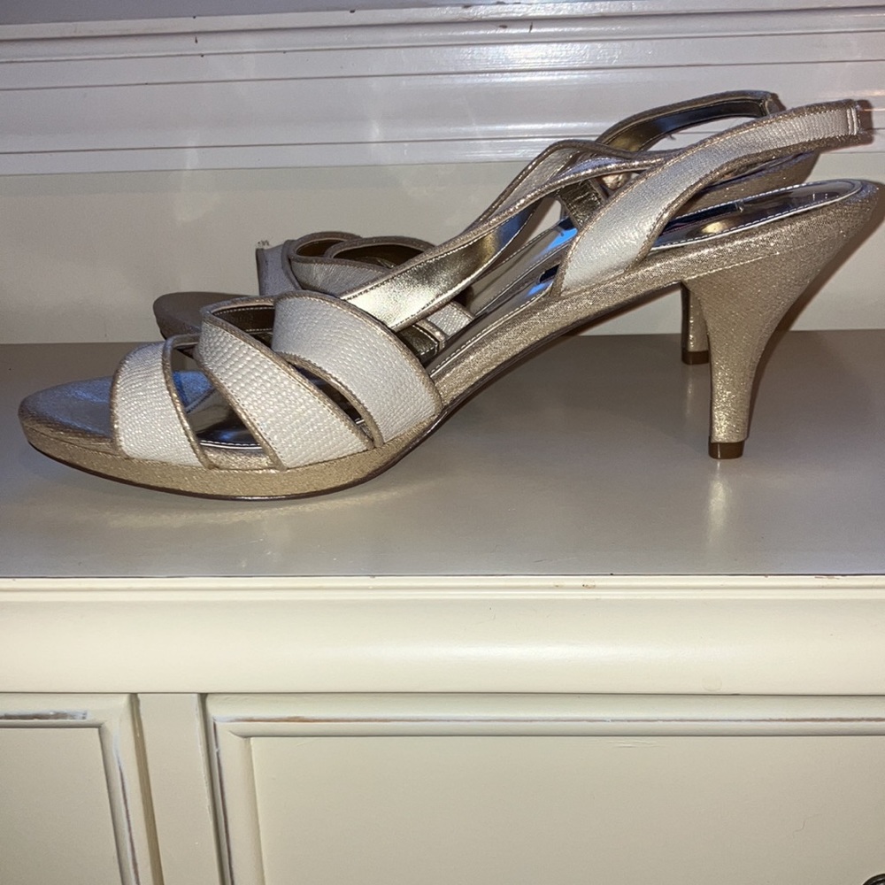 Size 10 white snakeskin & gold lamé sandals